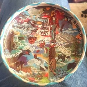 Vintage Alaska State Metal collector plate. Very good condition.